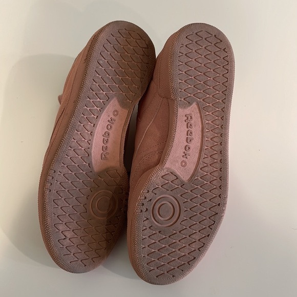 Reebok Suede Shoes - Picture 5 of 5